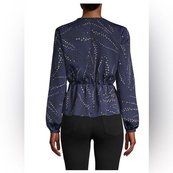 BCBGENERATION Long-Sleeve Twist-Front Peplum Top Size M - Picture 13 of 13